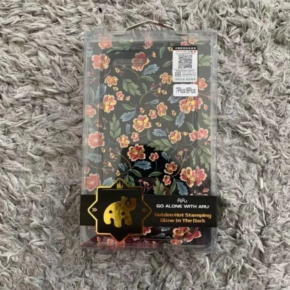 NEW iPhone 7 Plus / iPhone 8 Plus Floral case
